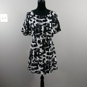 Bcbgmaxazria Graphic print dress